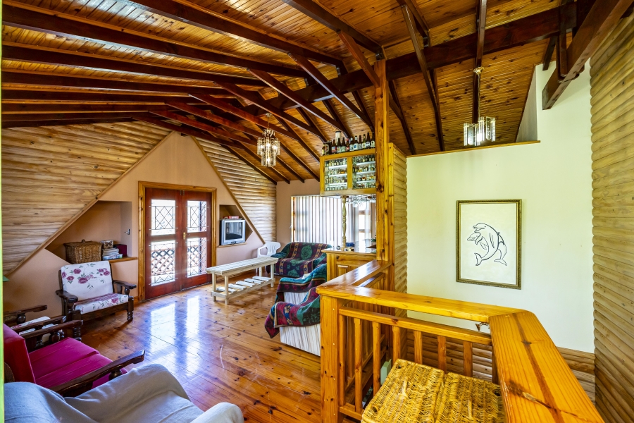 10 Bedroom Property for Sale in Cintsa East Eastern Cape